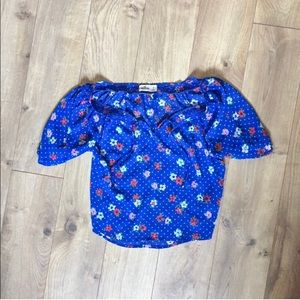 ✨ HOLLISTER TIE FRONT SHIRT ✨